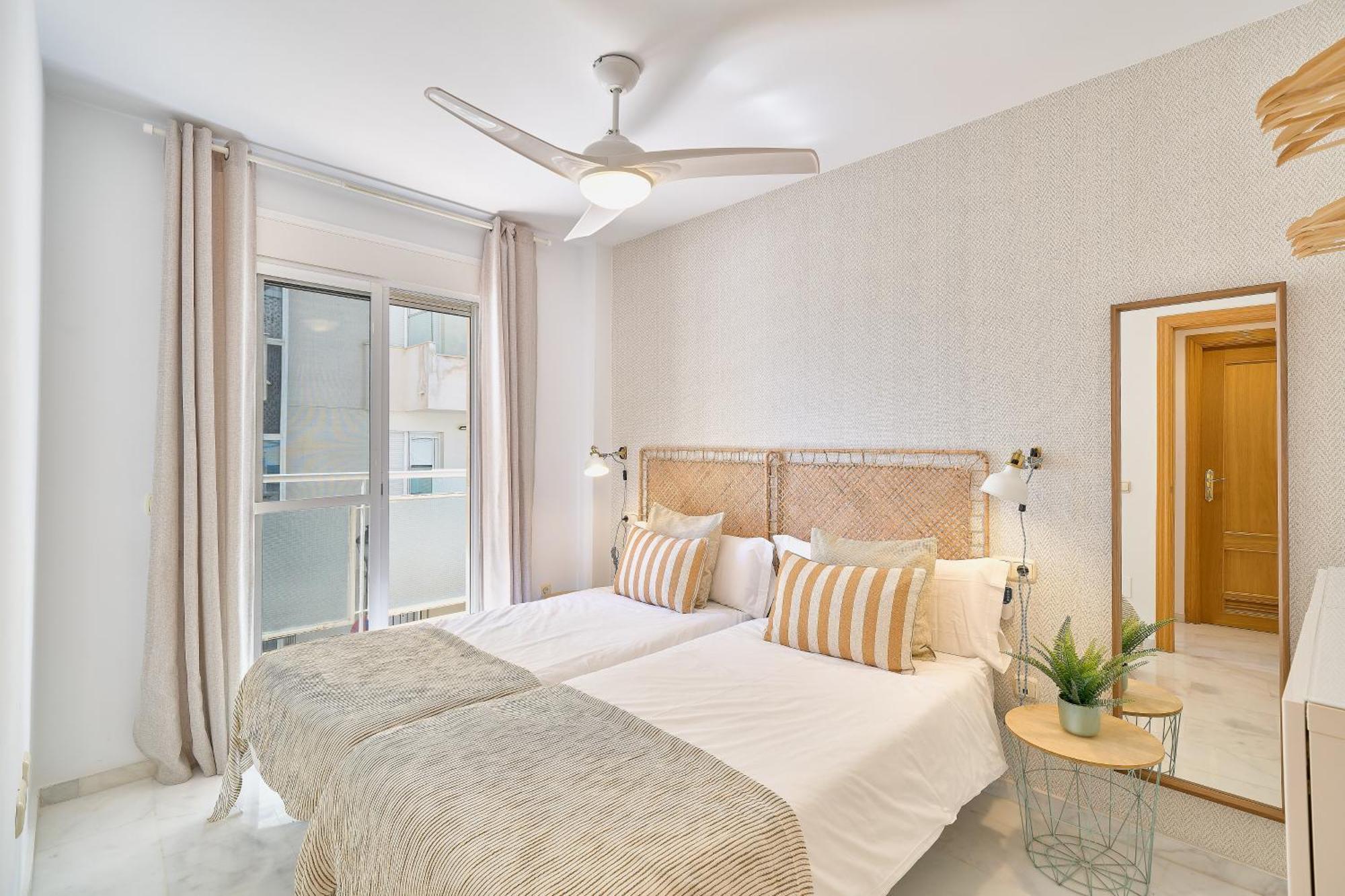 Fuengirola Beach Apartment By Stay Belonio ภายนอก รูปภาพ