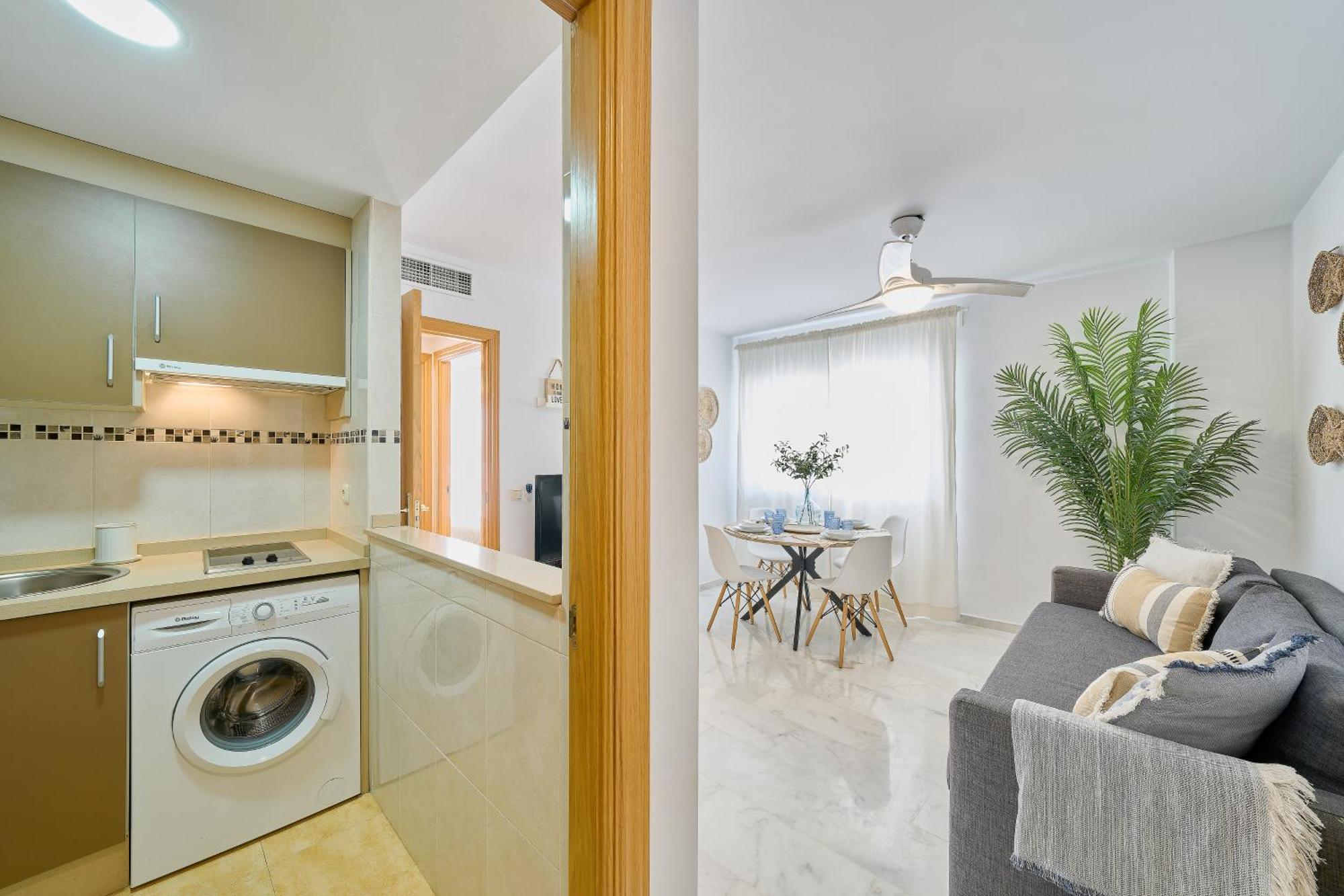 Fuengirola Beach Apartment By Stay Belonio ภายนอก รูปภาพ