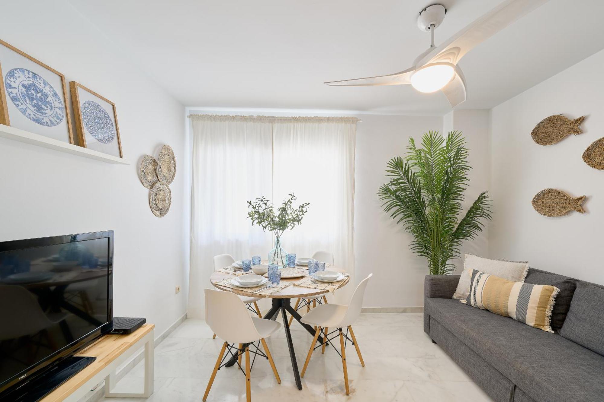Fuengirola Beach Apartment By Stay Belonio ภายนอก รูปภาพ