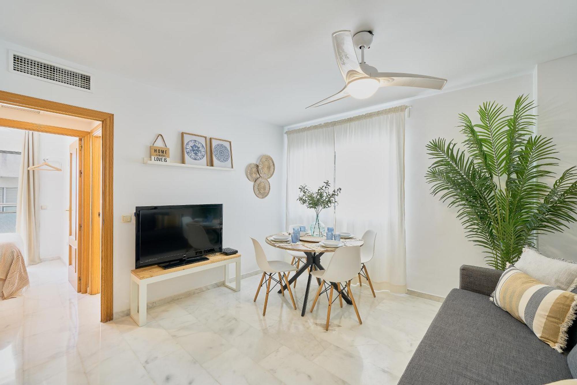 Fuengirola Beach Apartment By Stay Belonio ภายนอก รูปภาพ