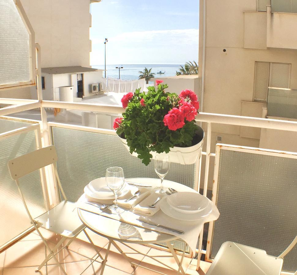 Fuengirola Beach Apartment By Stay Belonio ภายนอก รูปภาพ